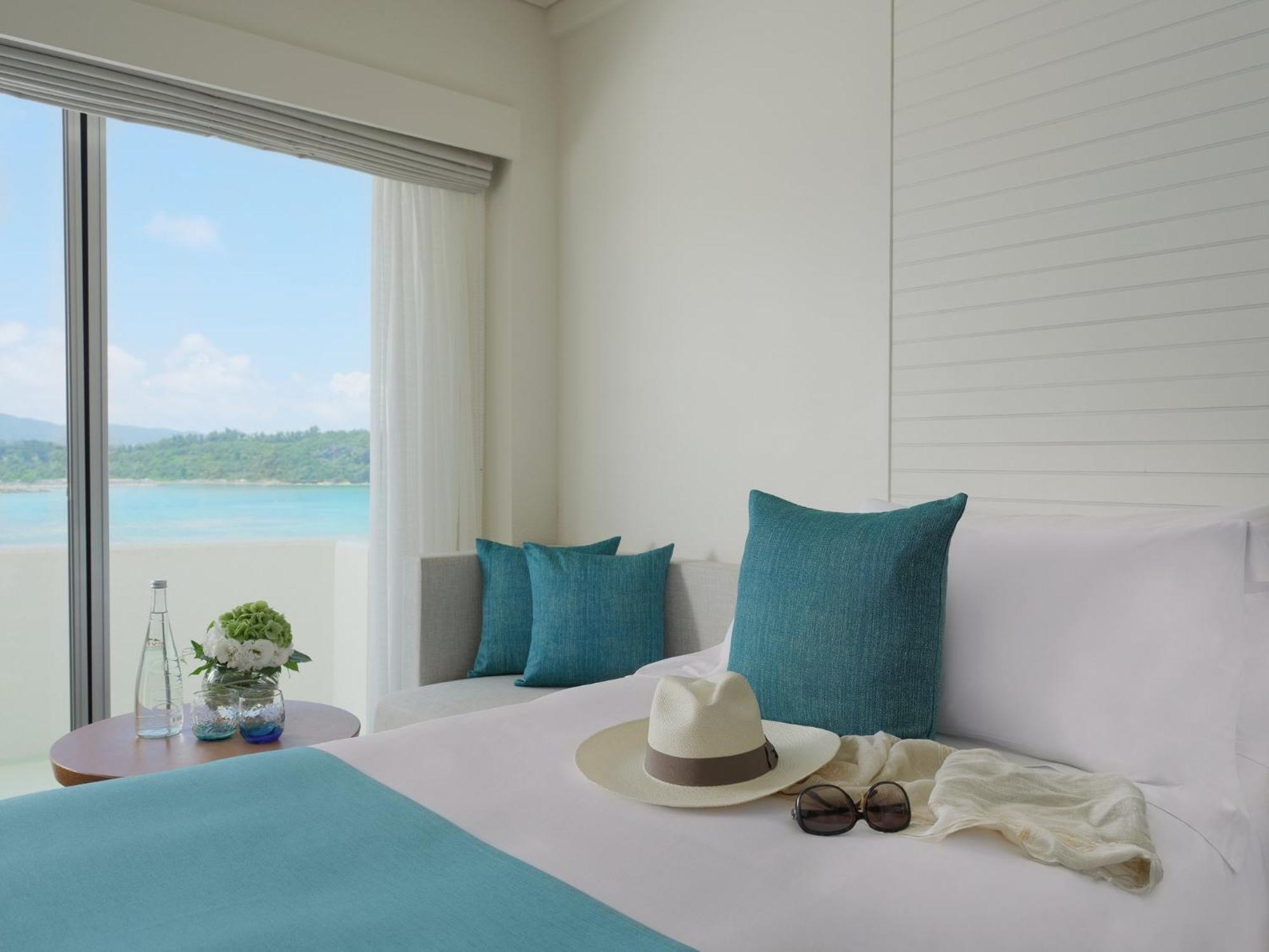 Ana Intercontinental Manza Beach Resort By Ihg Онна Экстерьер фото